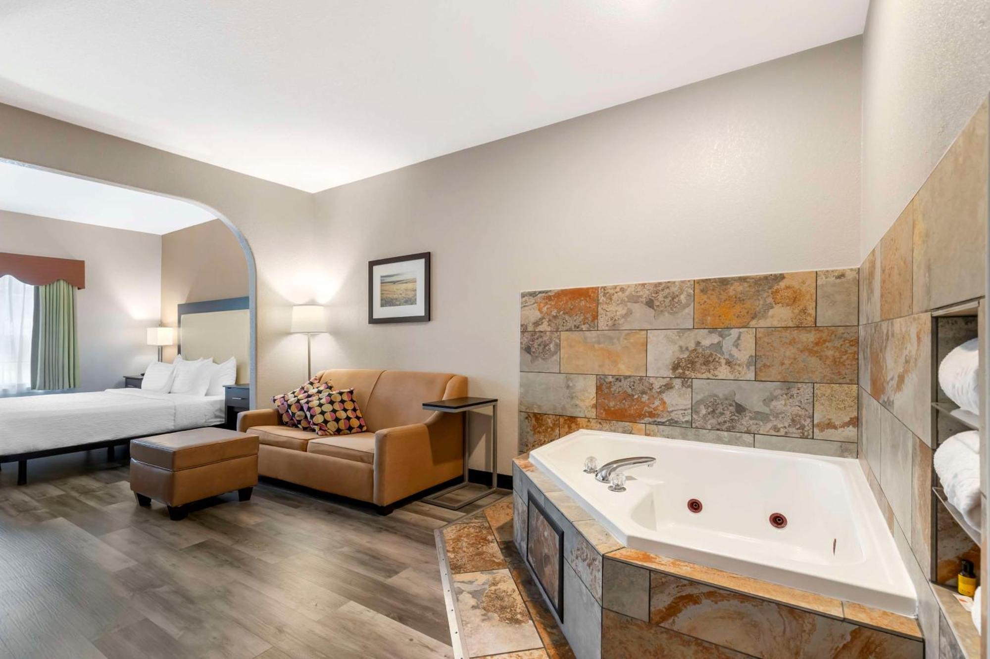 Best Western Plus Des Moines West Inn & Suites Clive Eksteriør billede