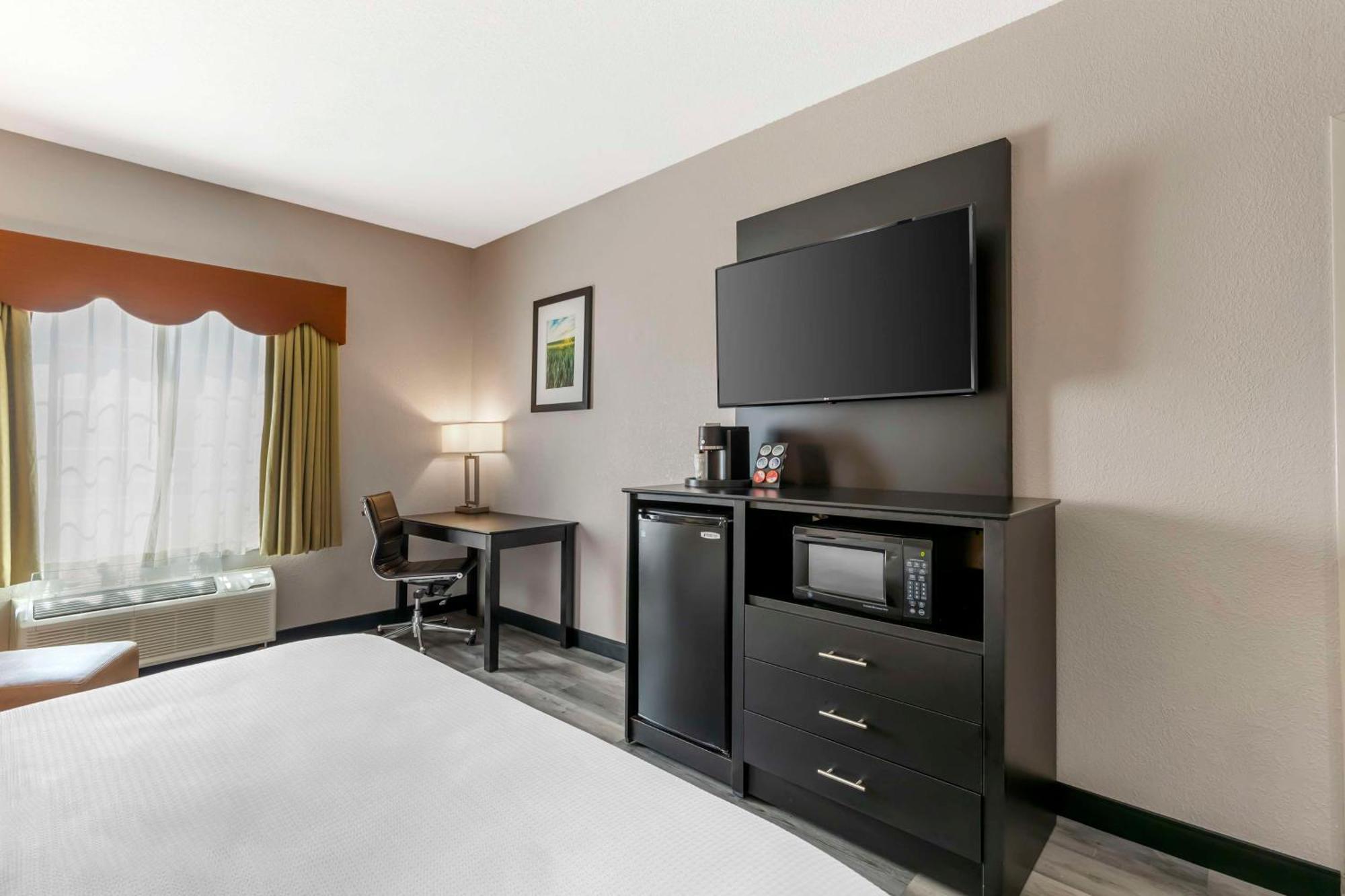 Best Western Plus Des Moines West Inn & Suites Clive Eksteriør billede